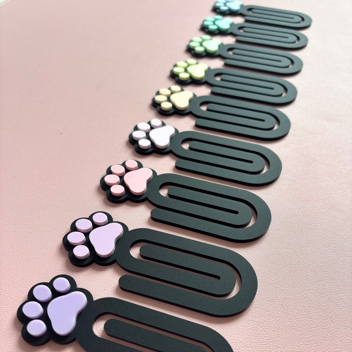 Paw Paperclip Bookmark